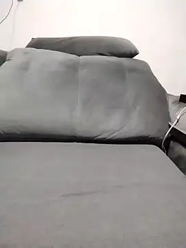 yannaluuxehot online show from 15, 10, 2025