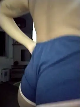 yannaluuxehot online show from 22, 3, 2025