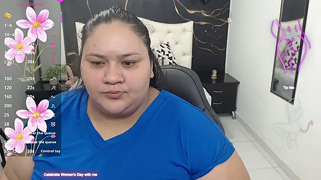 Aaliyah11 online show from 11, 3, 2025