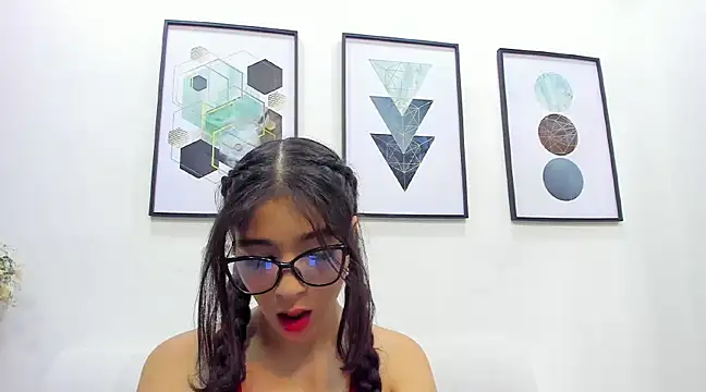 LilibetAndStrong online show from 19, 2, 2025