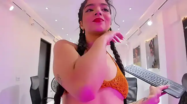 LilibetAndStrong online show from 21, 3, 2025