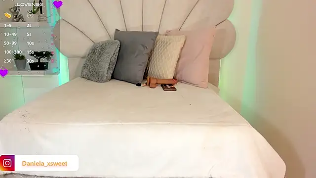 Danielaangelina online show from 20, 2, 2026