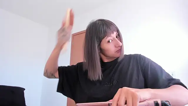 ggor4w33 online show from 22, 10, 2025