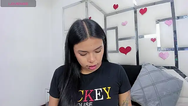 ZoeWan69 online show from 14, 2, 2026