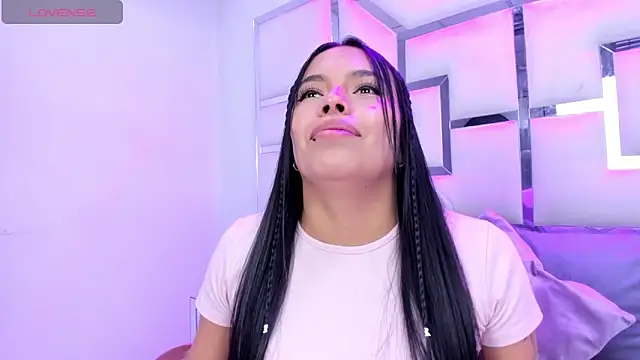 ZoeWan69 online show from 3, 3, 2026