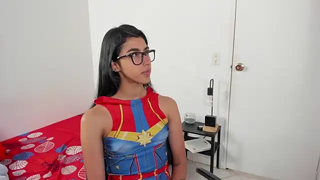 Snapshot of Mazikeen__18 chatting on 28, 5, 2026 Mazikeen 18 online show from 28, 5, 2026