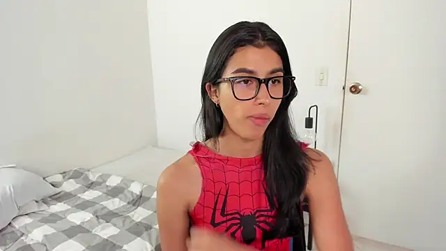 Mazikeen  18 online show from 22, 4, 2026