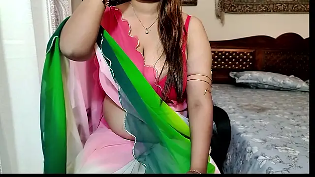 Alisaa-1 online show from 14, 2, 2026