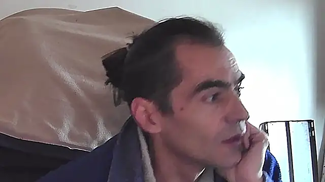 ReyDeBotones online show from 6, 3, 2026