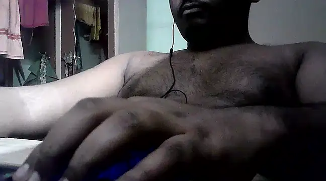 Snapshot of lucky___2 chatting on 4, 2, 2025 lucky 2 online show from 4, 2, 2025