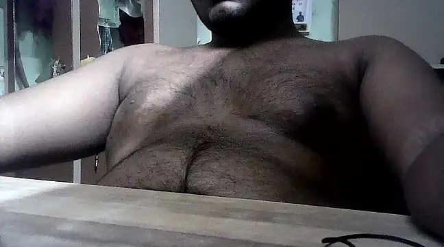 Snapshot of lucky___2 chatting on 22, 2, 2025 lucky 2 online show from 22, 2, 2025