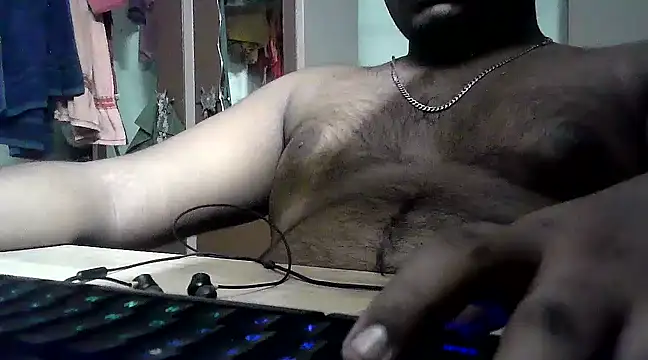 Snapshot of lucky___2 chatting on 5, 2, 2025 lucky 2 online show from 5, 2, 2025