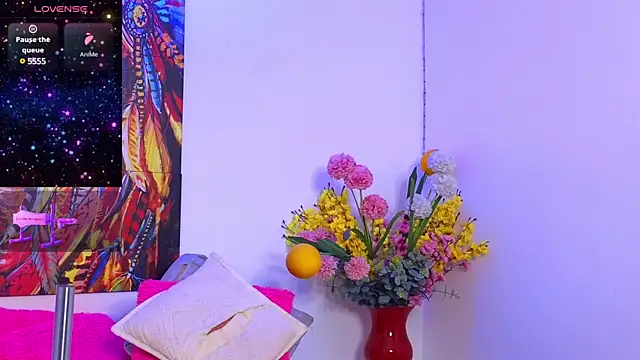 Eimy Adamss online show from 7, 3, 2025