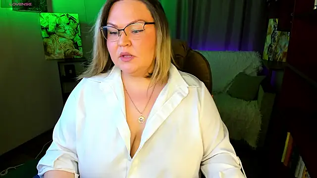 Vivien  wet online show from 14, 3, 2026