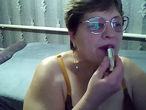 Snapshot of ElzaJewel chatting on 25, 11, 2025 ElzaJewel online show from 25, 11, 2025