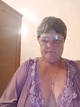 Snapshot of ElzaJewel chatting on 21, 6, 2026 ElzaJewel online show from 21, 6, 2026