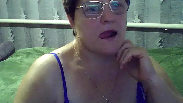 Snapshot of ElzaJewel chatting on 14, 10, 2025 ElzaJewel online show from 14, 10, 2025