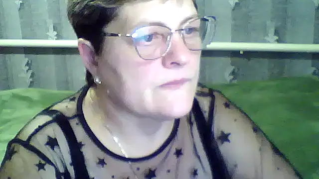 Snapshot of ElzaJewel chatting on 19, 10, 2025 ElzaJewel online show from 19, 10, 2025