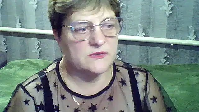 Snapshot of ElzaJewel chatting on 14, 10, 2025 ElzaJewel online show from 14, 10, 2025