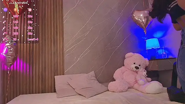 ariana jhonson1 online show from 3, 4, 2026