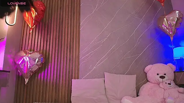 ariana jhonson1 online show from 7, 4, 2026