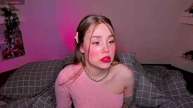 Snapshot of YourMegan chatting on 14, 5, 2026 YourMegan online show from 14, 5, 2026