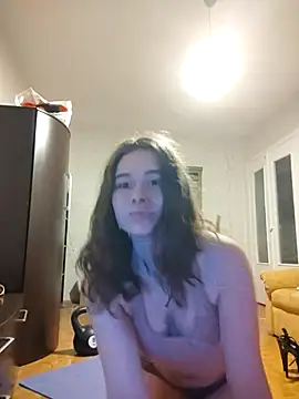 Snapshot of girliemilk chatting on 13, 3, 2025 girliemilk online show from 13, 3, 2025