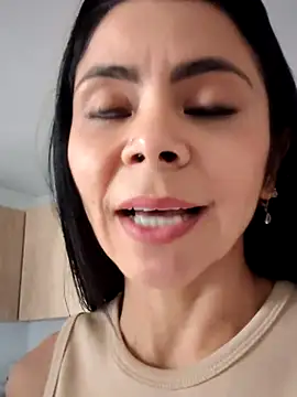 Snapshot of hema_gold chatting on 27, 11, 2025 hema gold online show from 27, 11, 2025