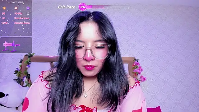Snapshot of BeccaMathew chatting on 8, 5, 2026 BeccaMathew online show from 8, 5, 2026