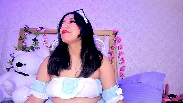 BeccaMathew online show from 19, 12, 2025