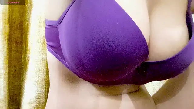 RAYI 01 online show from 14, 10, 2025