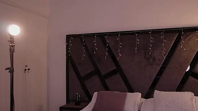 soidai miiu online show from 20, 4, 2026