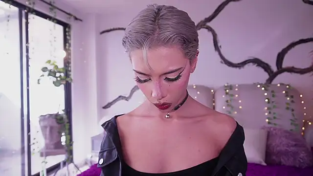 soidai miiu online show from 13, 10, 2025