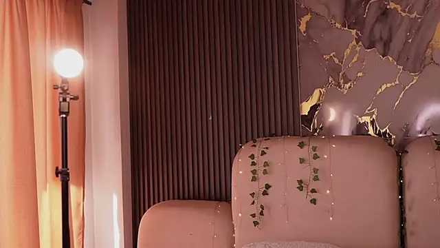 soidai miiu online show from 12, 4, 2026