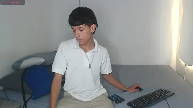 Snapshot of the_murderer chatting on 22, 3, 2025 the murderer online show from 22, 3, 2025