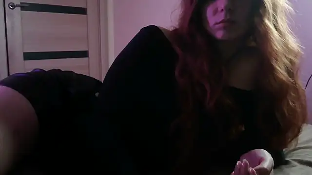 Snapshot of _AliceOwen_ chatting on 13, 3, 2025 AliceOwen online show from 13, 3, 2025