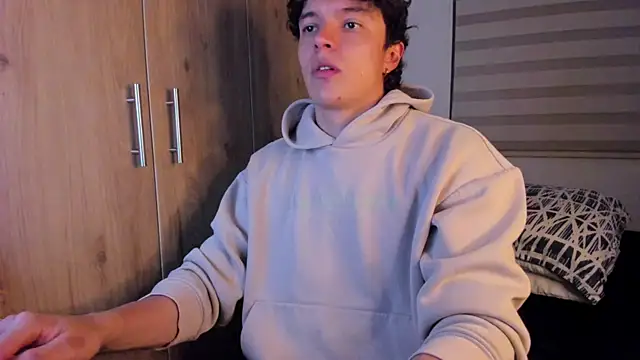 Mastrangelo xxx online show from 29, 10, 2025