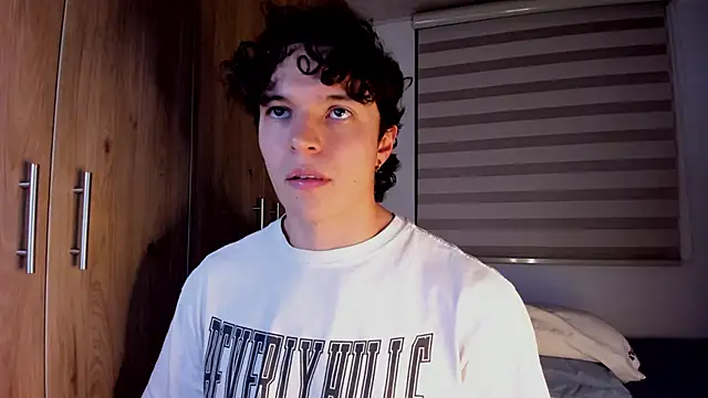 Mastrangelo xxx online show from 4, 3, 2026