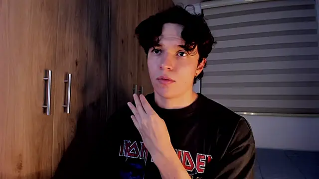 Mastrangelo xxx online show from 1, 3, 2026