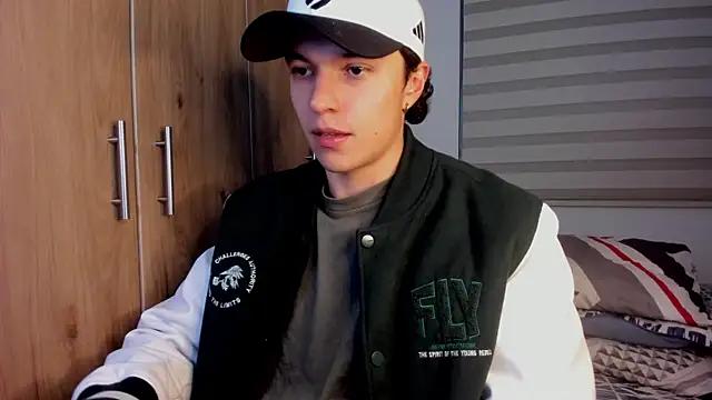 Mastrangelo xxx online show from 23, 12, 2025