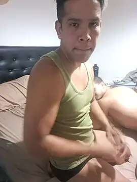 Snapshot of liamlara chatting on 30, 3, 2026 liamlara online show from 30, 3, 2026