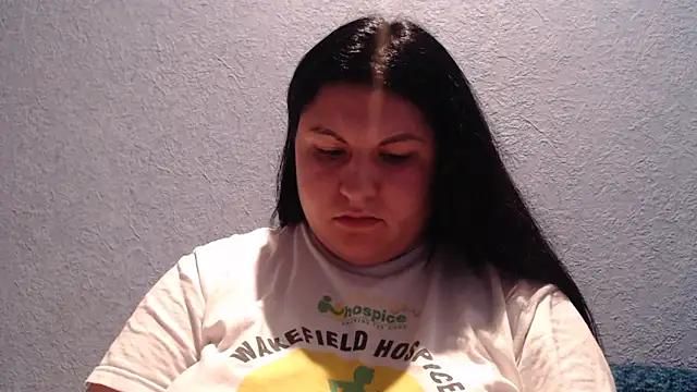 KiraSwee online show from 17, 12, 2025