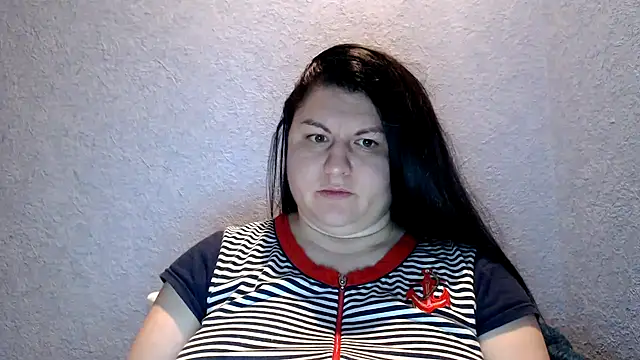 KiraSwee online show from 12, 11, 2025