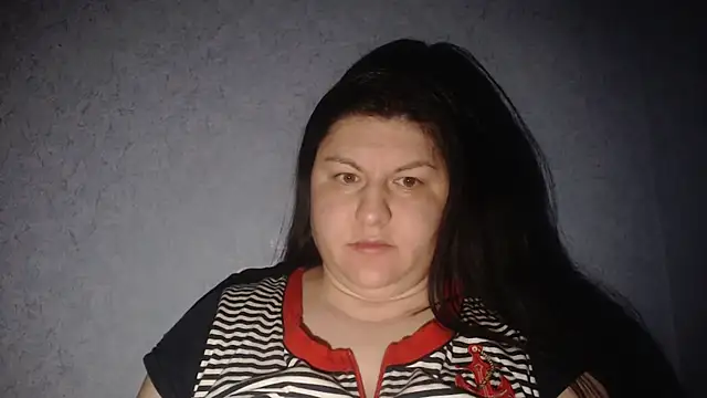 KiraSwee online show from 13, 1, 2026