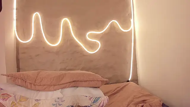 Snapshot of Demy_Ruiz chatting on 11, 11, 2025 Demy Ruiz online show from 11, 11, 2025