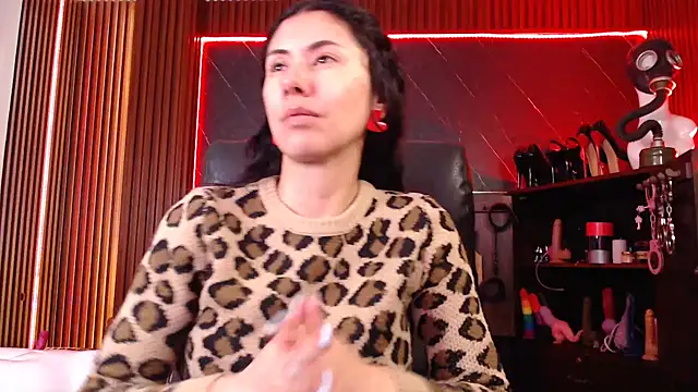Snapshot of XiaQueen chatting on 24, 9, 2025 XiaQueen online show from 24, 9, 2025
