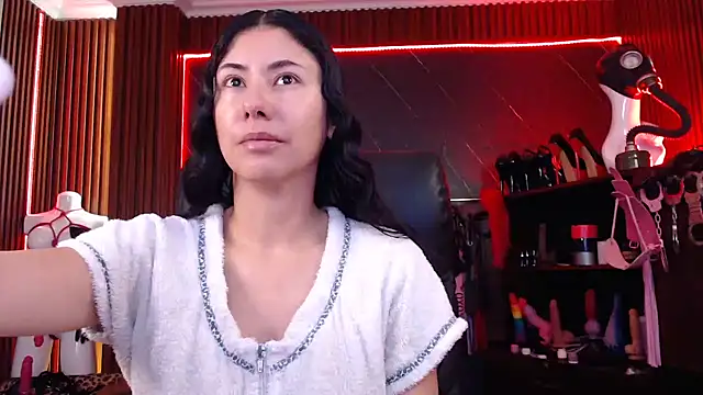 XiaQueen online show from 12, 10, 2025