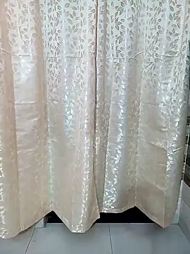 shubham 098765 online show from 4, 12, 2025