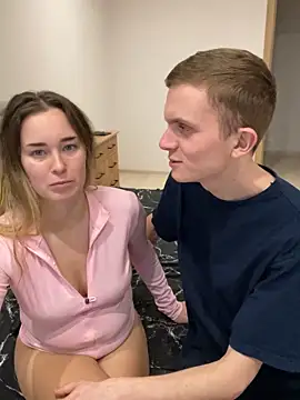 Snapshot of alisanikita chatting on 5, 12, 2025 alisanikita online show from 5, 12, 2025