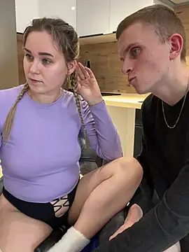 Snapshot of alisanikita chatting on 6, 3, 2025 alisanikita online show from 6, 3, 2025